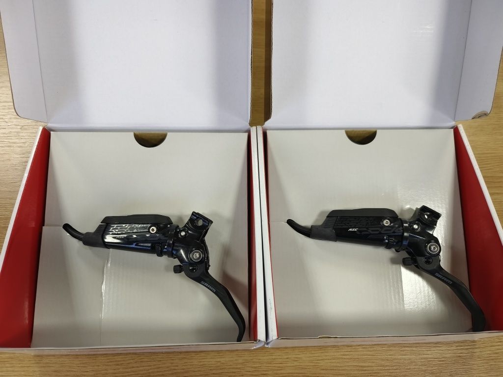 Комплект Sram Code RSC нови спирачки за велосипед