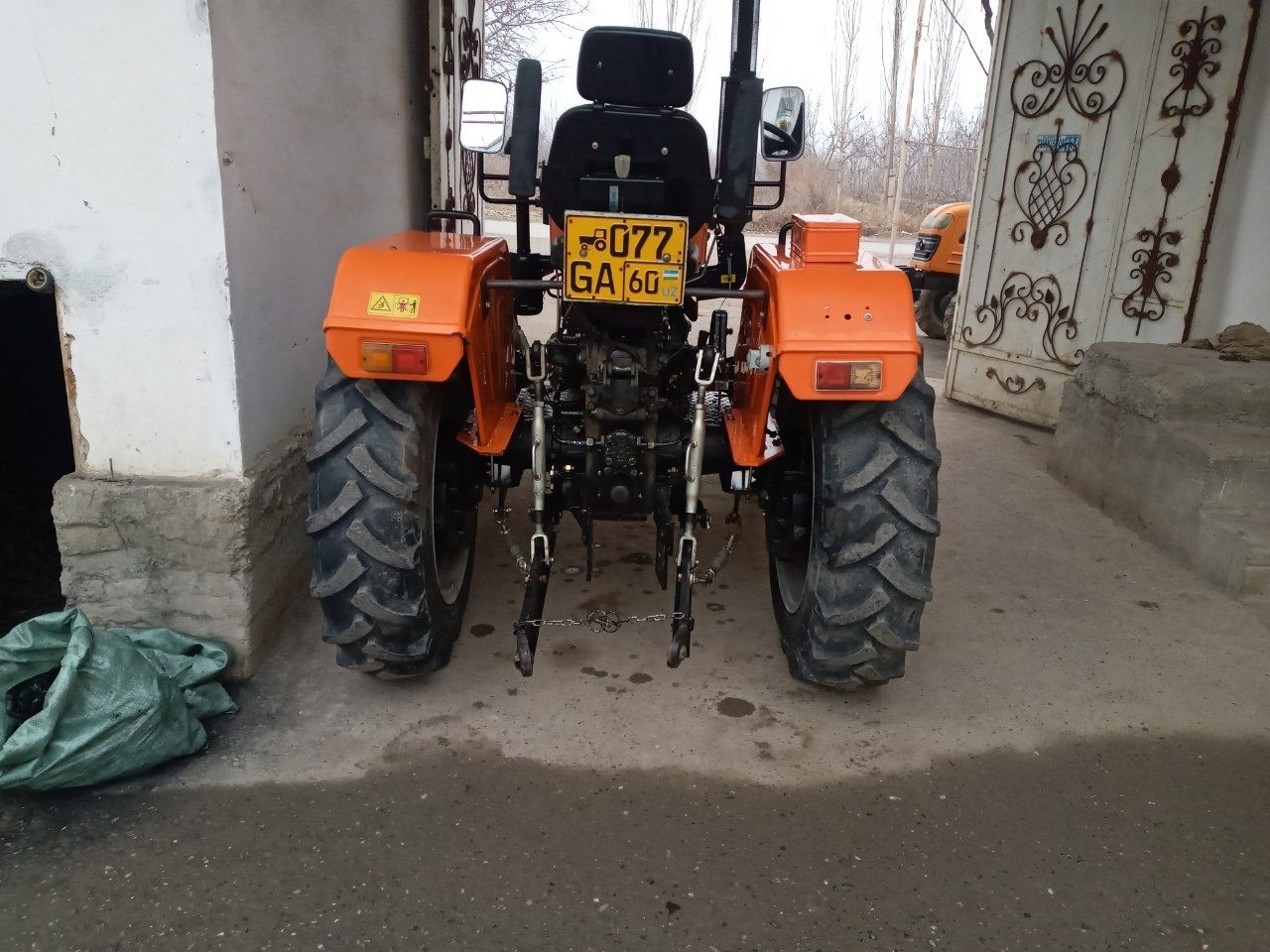 Chimgan 304 traktori
