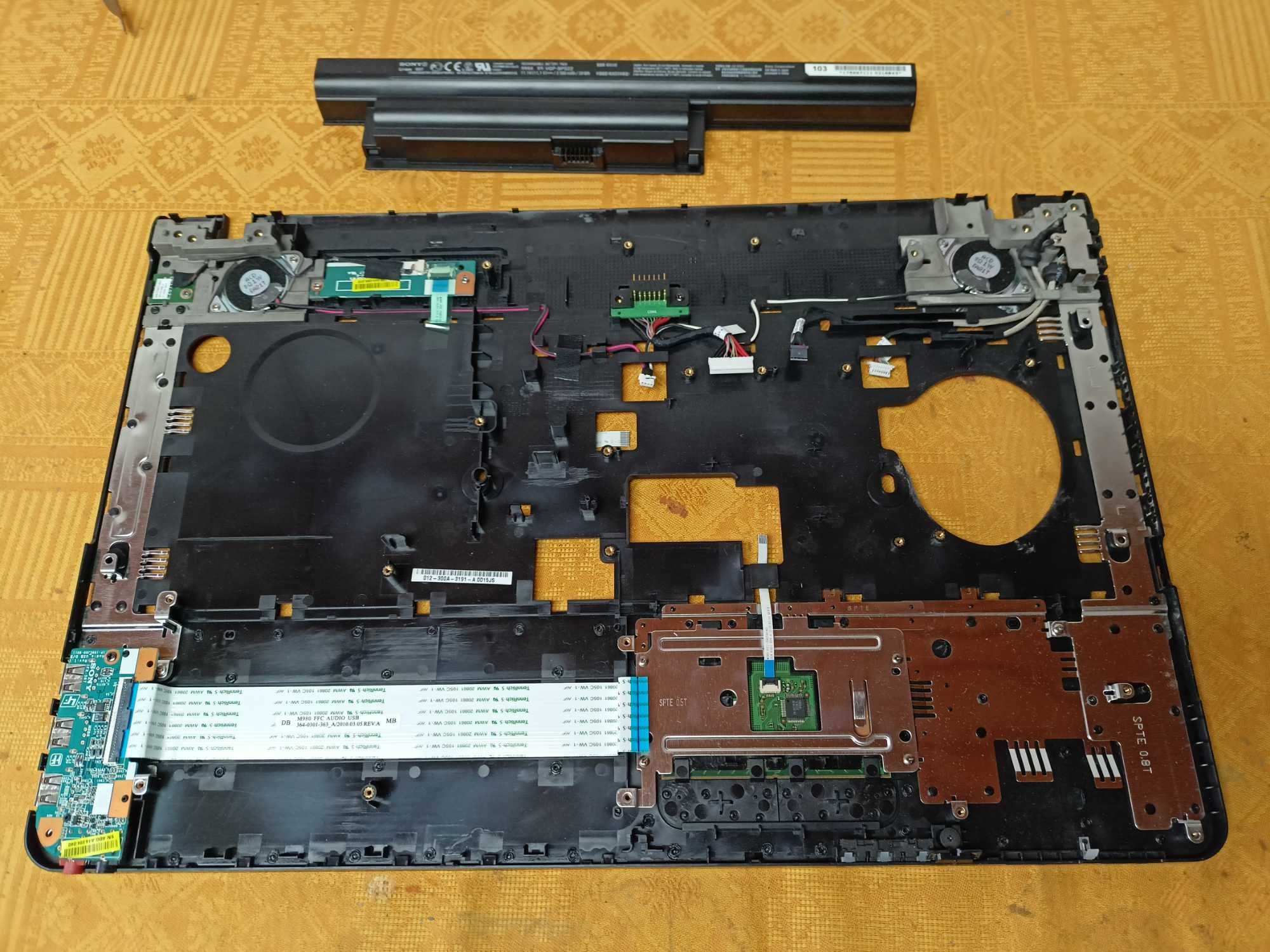 Dezmembrez Sony Vaio Pcg-9112m VPCEC1S1E
