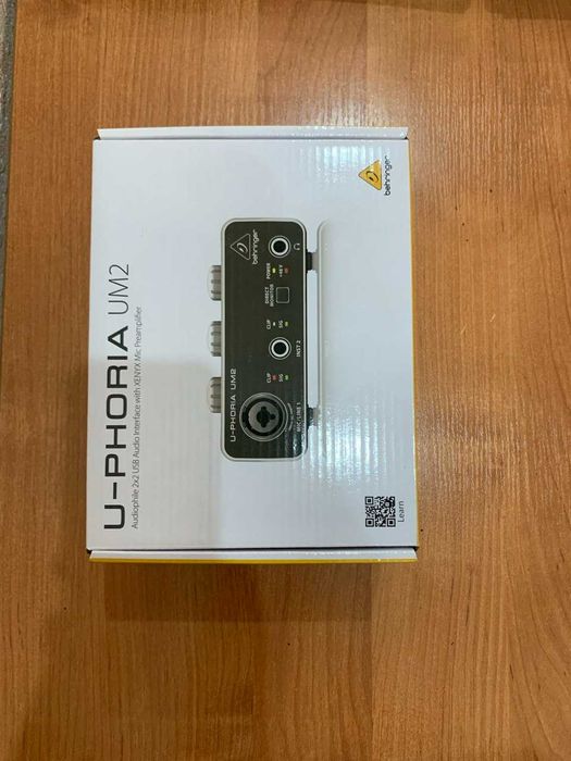 Комплект Микрофон Behringer C-1 + аудиоинтерфейс UM2 + стойка + XLR