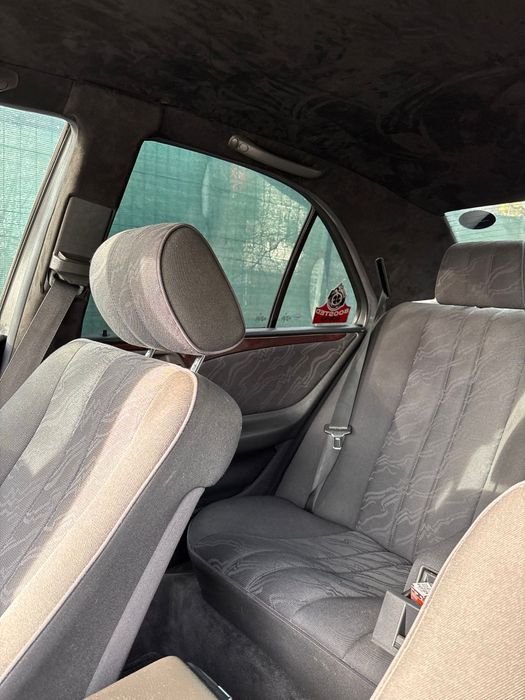 Mercedes-Benz E-class w210