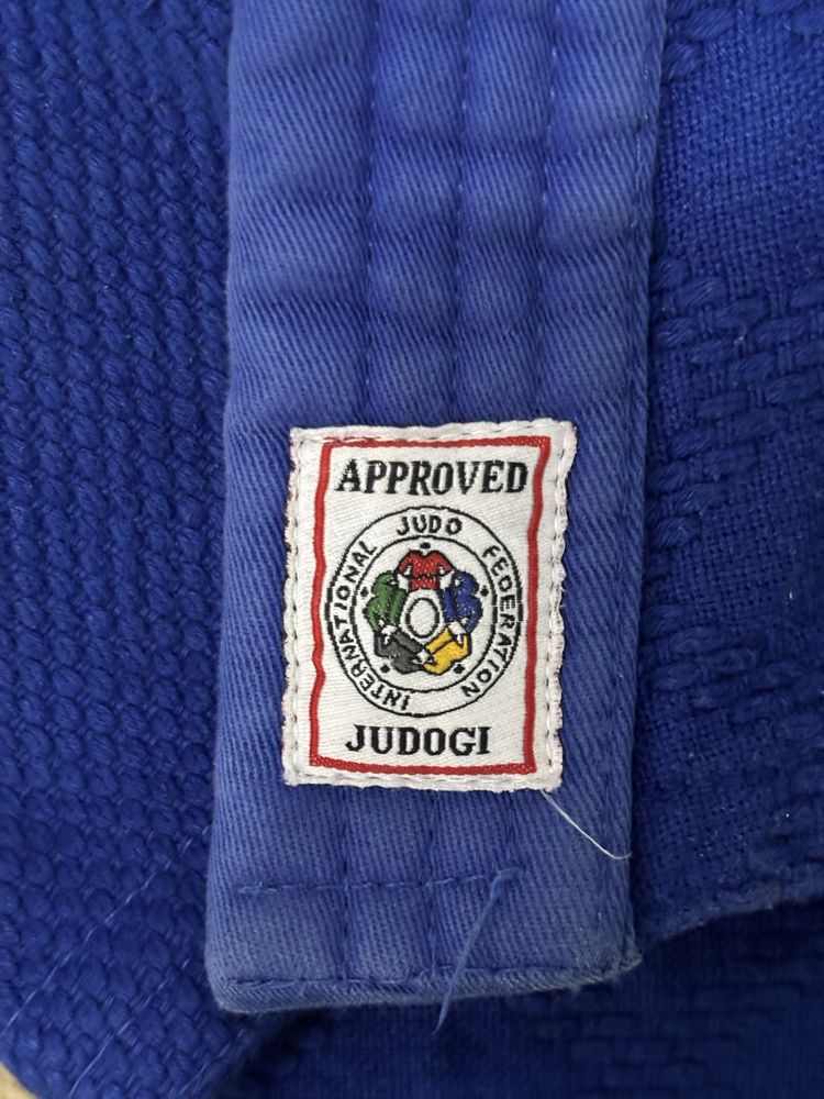 Продается кимано