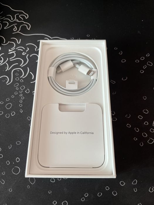 Iphone 13 в идеальном состоянии