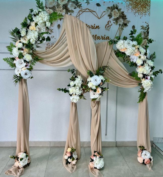 Inchiriez arcada flori +montare