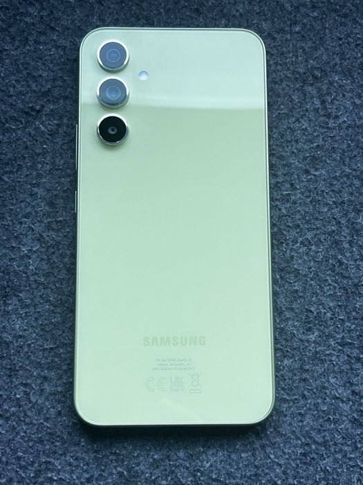 Samsung Galaxy A54 5G – Отлично състояние, с оригинални аксесоари
