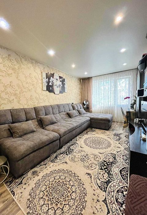 2-комнатная квартира · 46 м² · 2/5 этаж, Бажова 331/2
