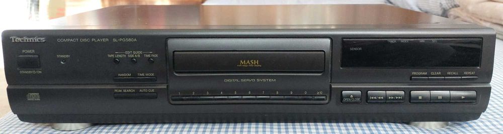 Compact Disk Player Technics SL-PG580А