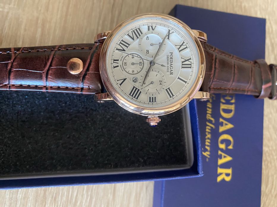 Много стилен титан графит хронограф