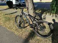 Bicicleta GHOST cu furca FOX Simano Deore roti de 26 ca NOU