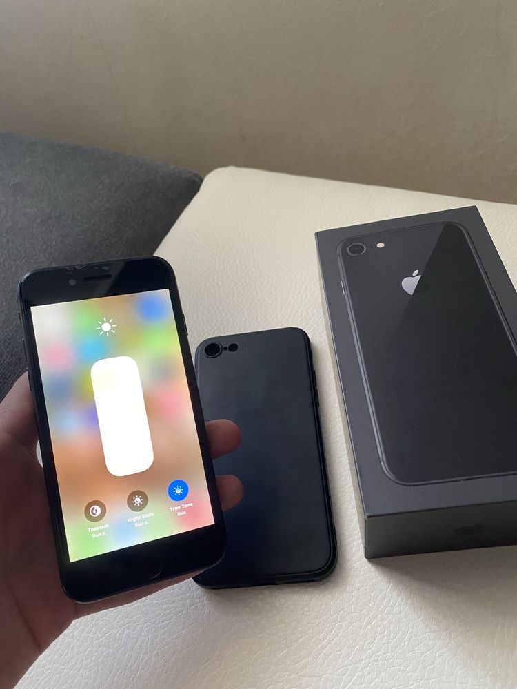 Продам Iphone 8 256gb