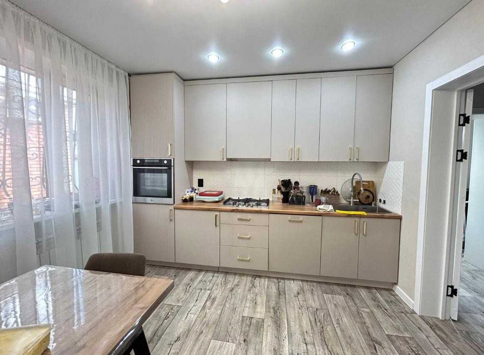 Продается новый  дом в м-не Северный с Заречное + бизнес(магазин)