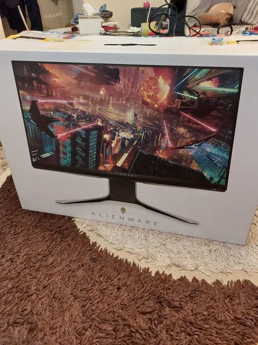 Monitor Gaming LED IPS Dell Alienware 24.5'', FHD, 240Hz, 1ms, G-SYNC®