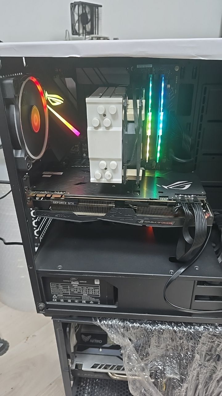 Игровой компьютер I7 8700 Gtx1080ti