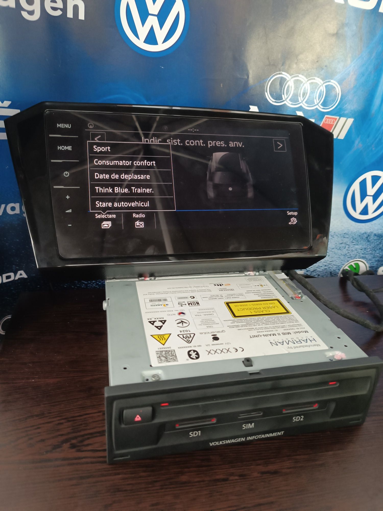 Vând Navigatie mib2 / mib2.5 + display Harman cu port  fibra optic