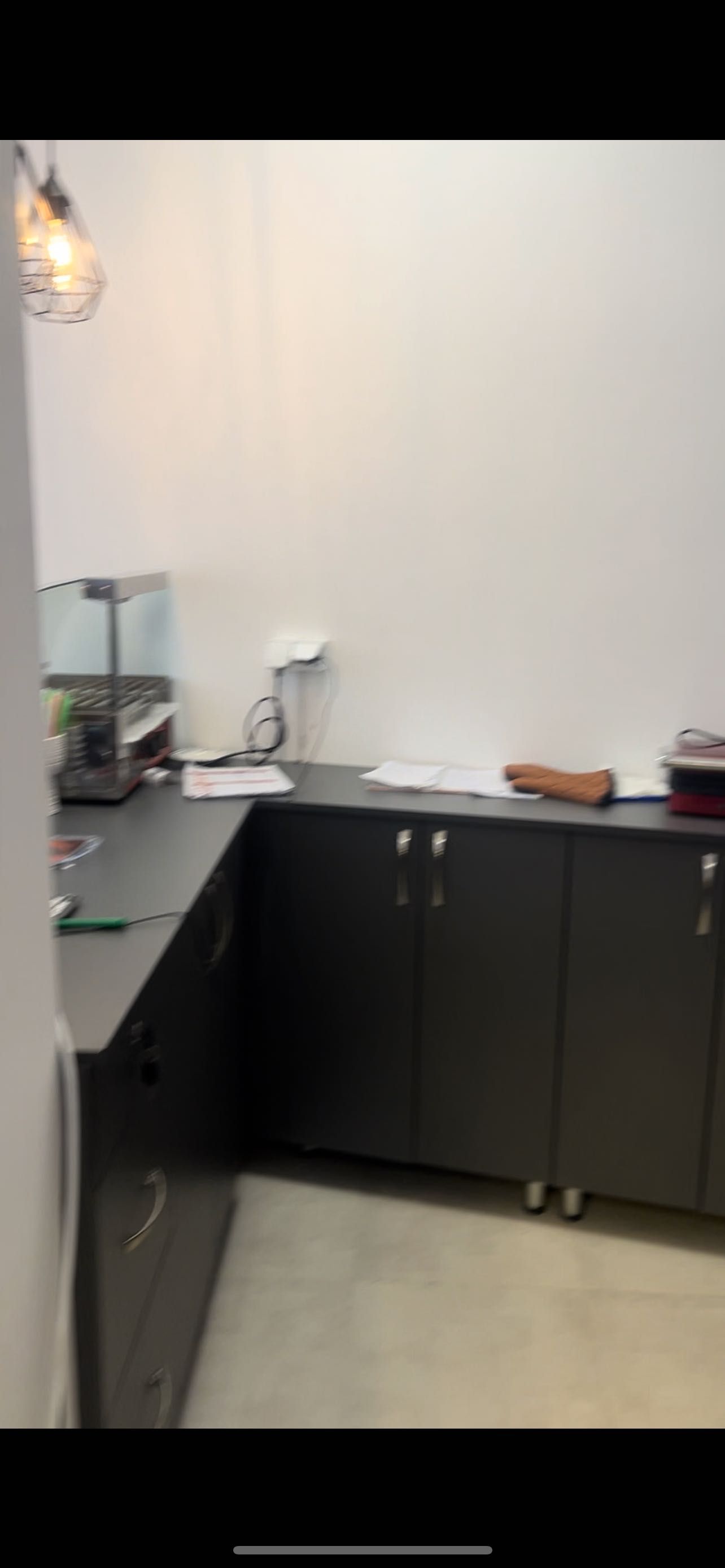 Продавам кухня изработена от MDF