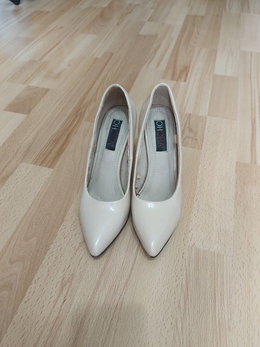 Отдам туфли в хорошем состоянии