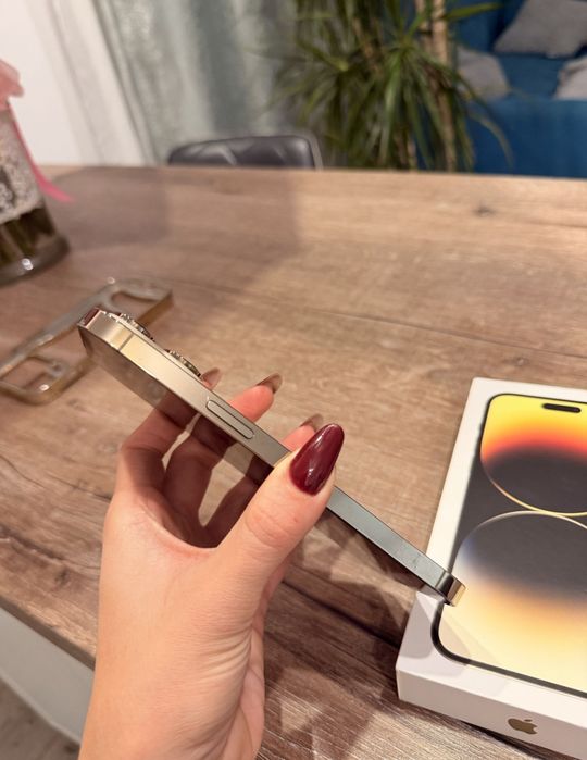 Apple Iphone 14 Pro Max Gold