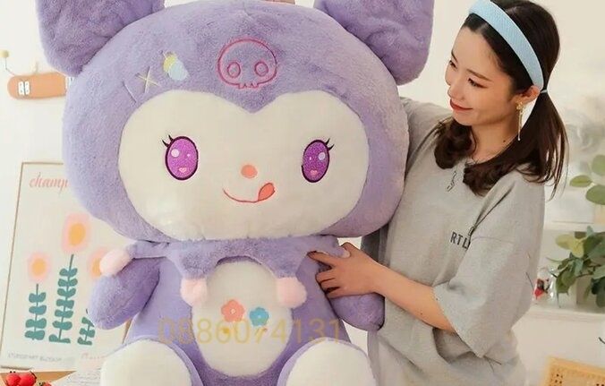 Голямо плюшено Коте 110см Hello Kitty Kuromi