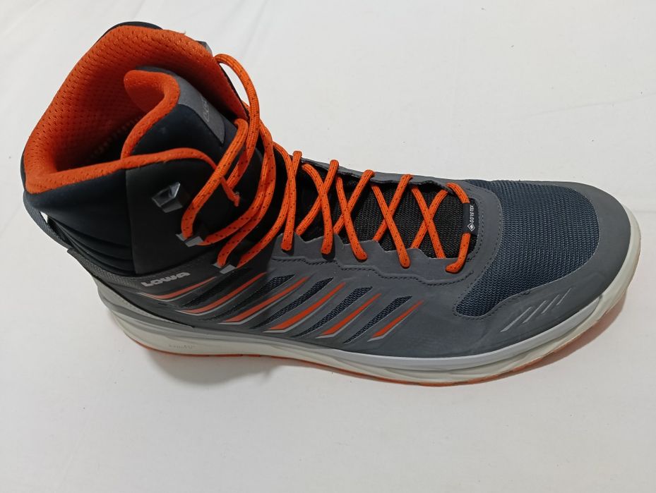 48,5 Ghete Lowa Axis Mid Gore-tex masura 48,5