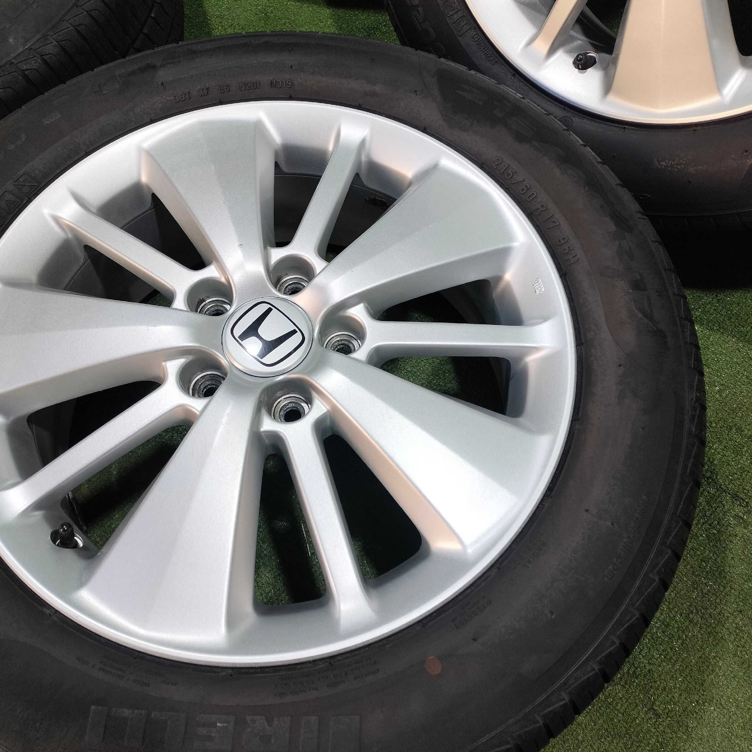 Продам Диск Оригинал Honda с шинами Pirelli Cinturato P1  215/60 R17