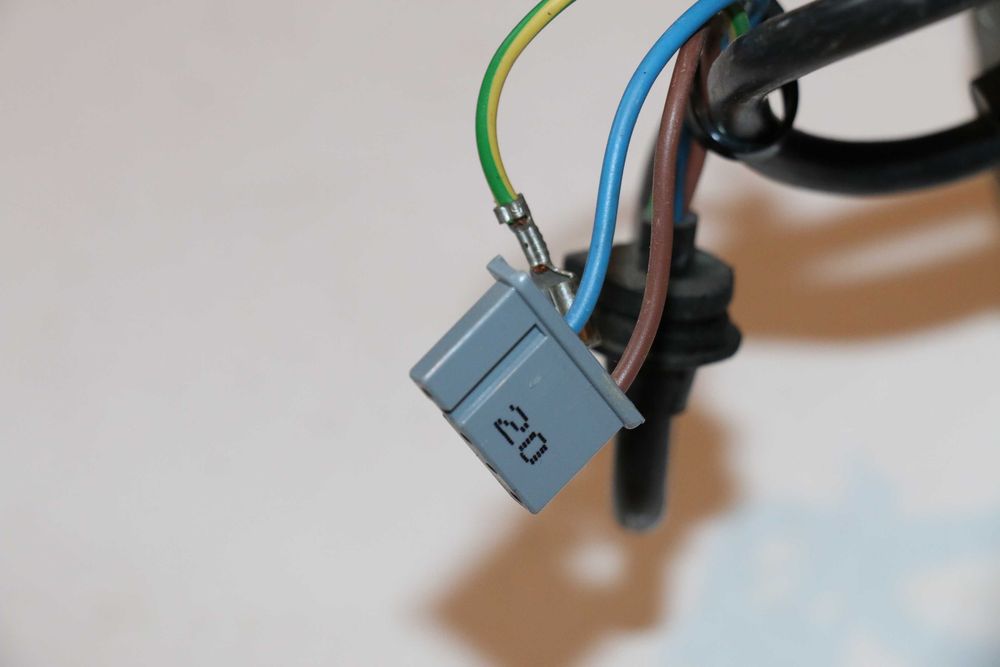 Pompa Grundfos UP 15-50 centrala Viessmann model WH1D