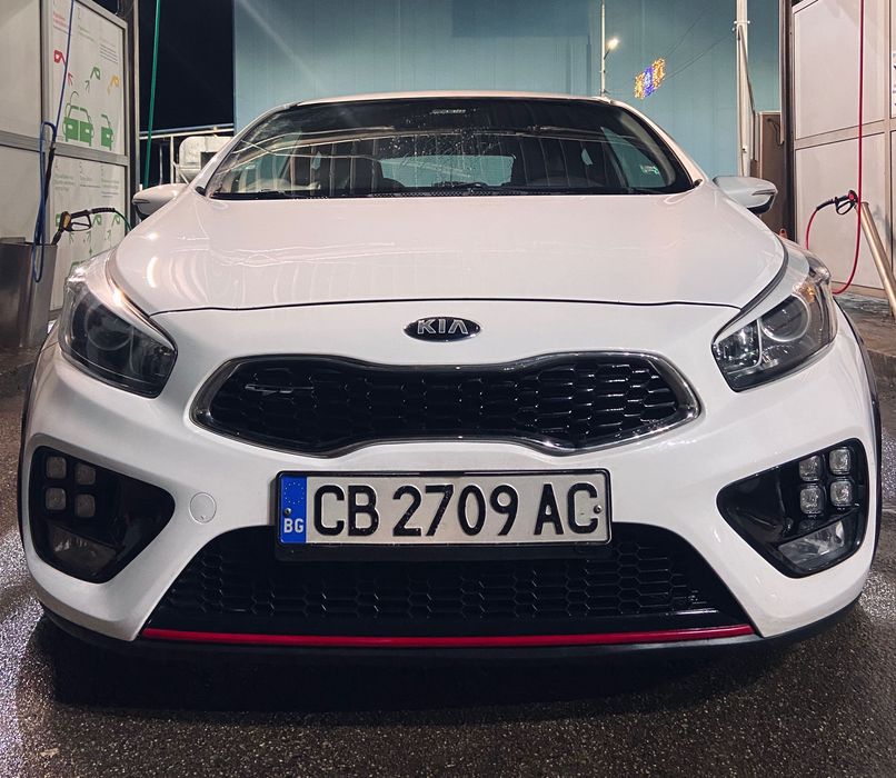 Kia ProCeed GT 1.6 Turbo 2015, 220 HP