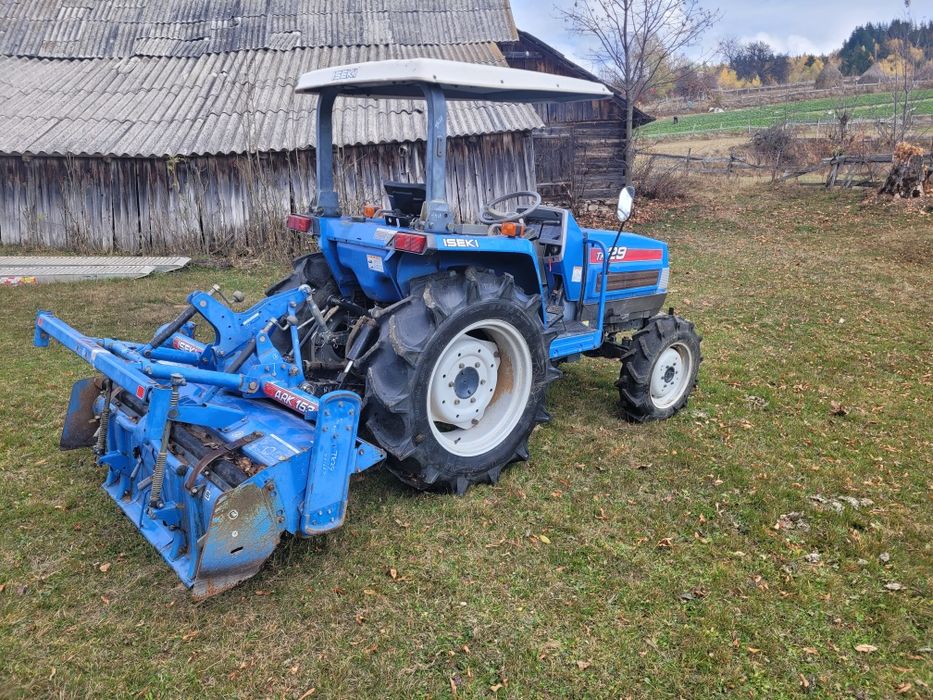 Tractor Iseki TK