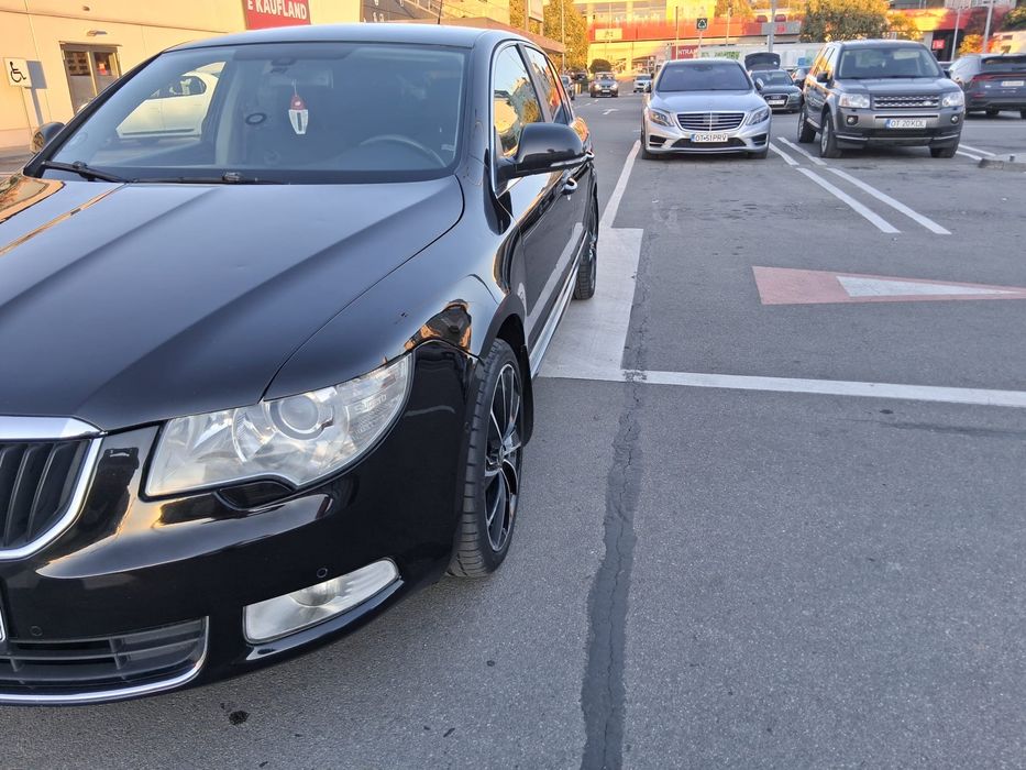 Vand Skoda Superb 2.0 diesel an fab 2010