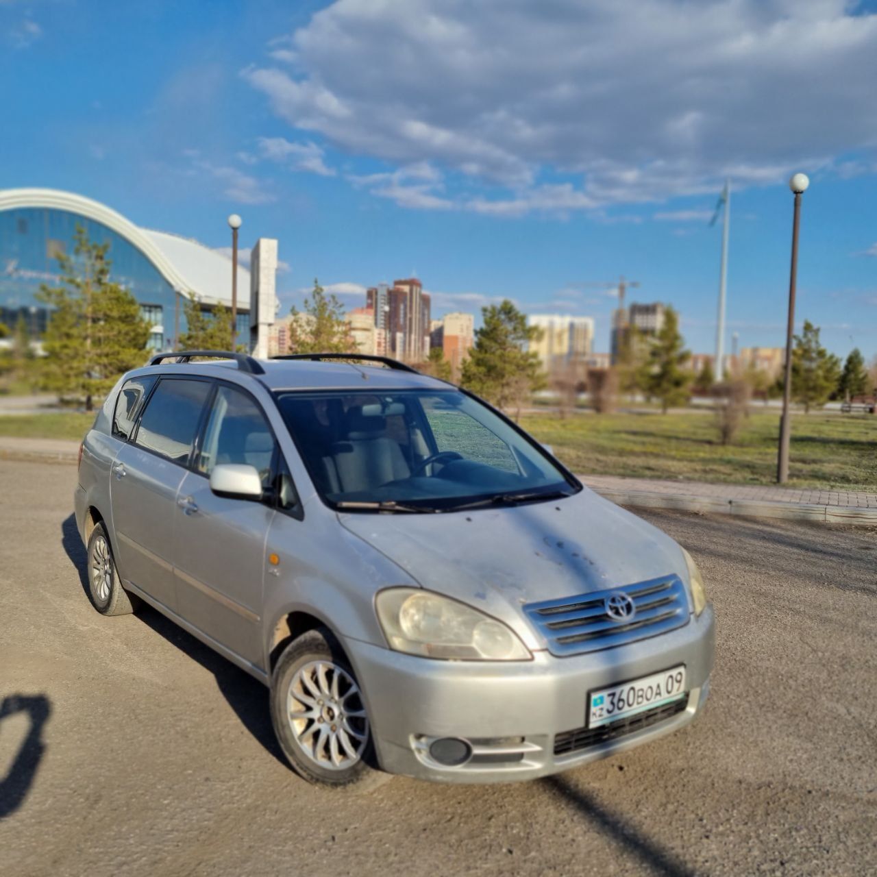 Toyota avensis verso