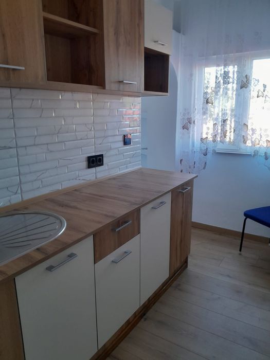 Inchiriez garsoniera Dragos Voda