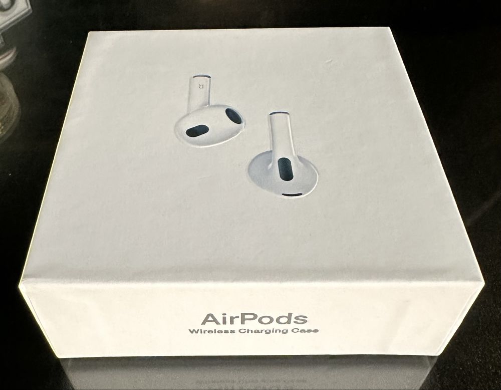 AirPods (3-е поколение) (3rd generation 2025)
