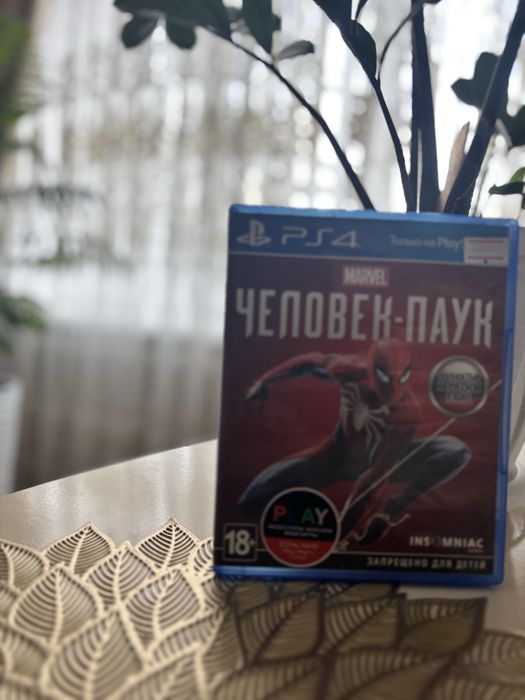 Продам Spider Man на ПС4