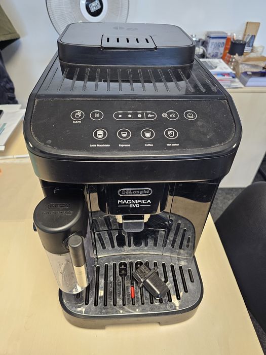 Espressor DeLonghi Magnifica Evo ECAM290.51.B