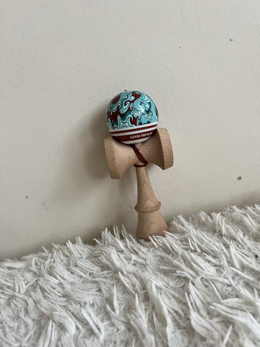 Kendama Europe Bloody Ocean MC folosit 2 zile