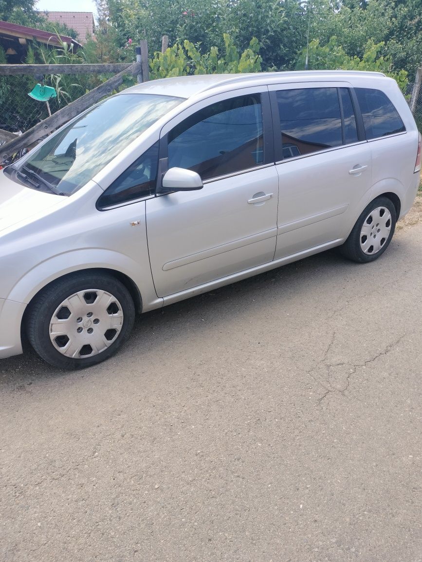 Opel Zafira b 1.9. 2007