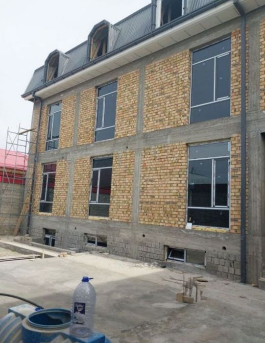 Продаётся дом 3 этаж