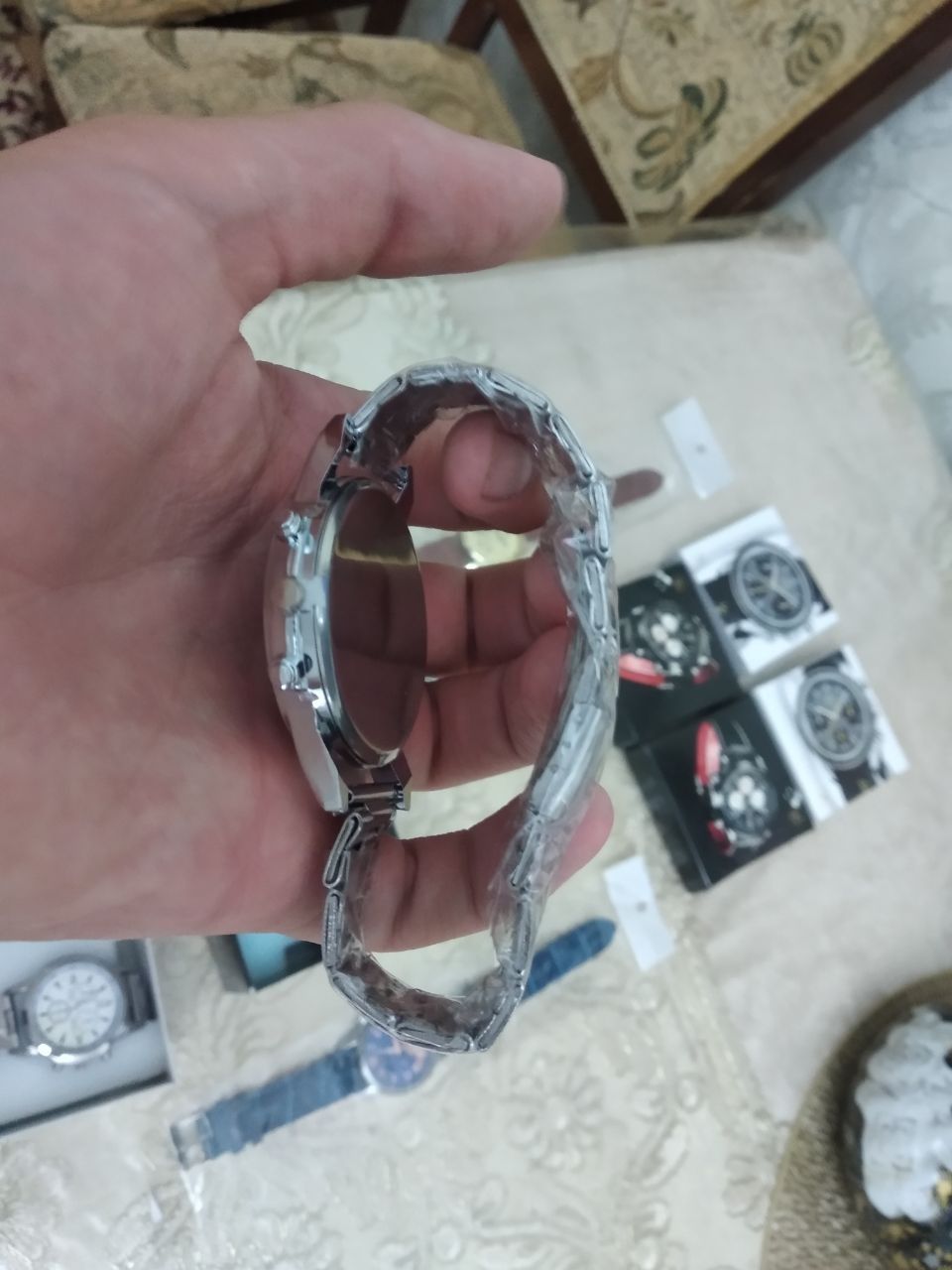 Часы новые Новые