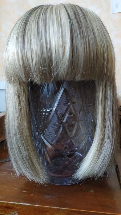 Парик в отличном состоянии