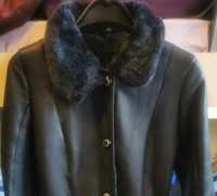Естествено кожено палто, ново, напълно запазено, агнешка кожа с пух