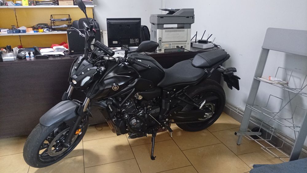Yamaha mt07 2022.