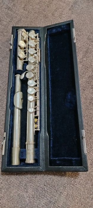 Vând flaut Thomann Fl-200