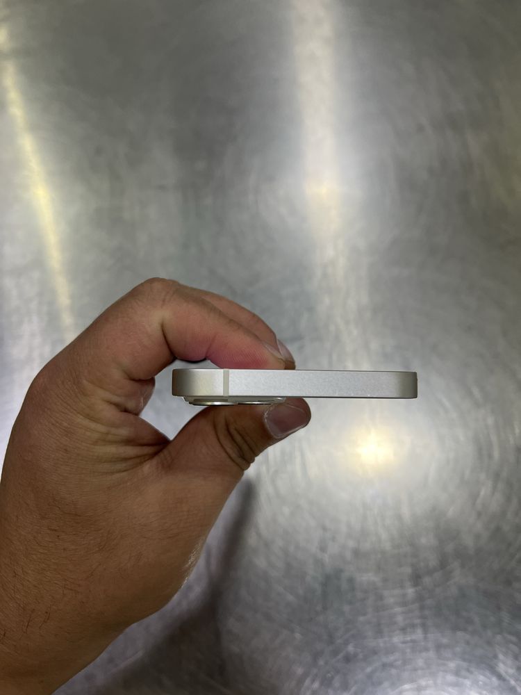 Iphone 13 128gb.