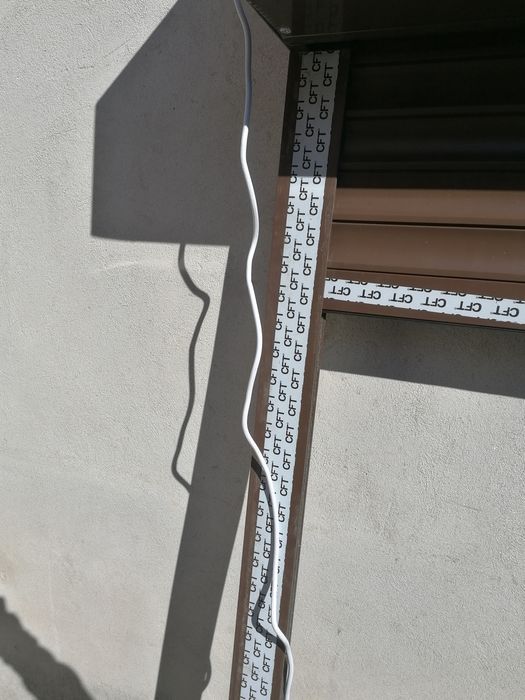 Vând rulou exterior acționare electrica