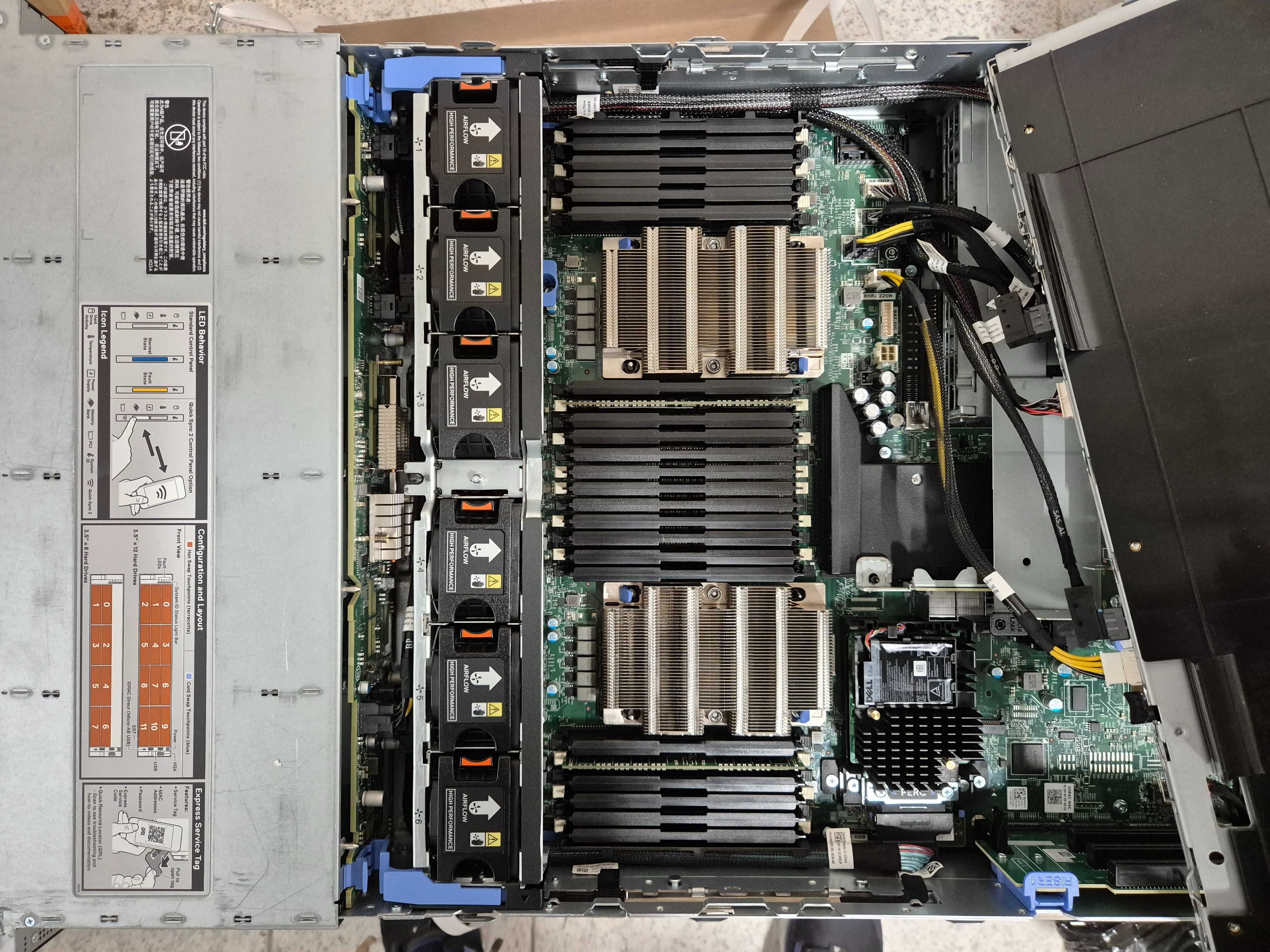 Dell R740xd сървър 16x3.5" LFF+4x2.5" SFF,2x Gold 6140,64Gb RAM,релси