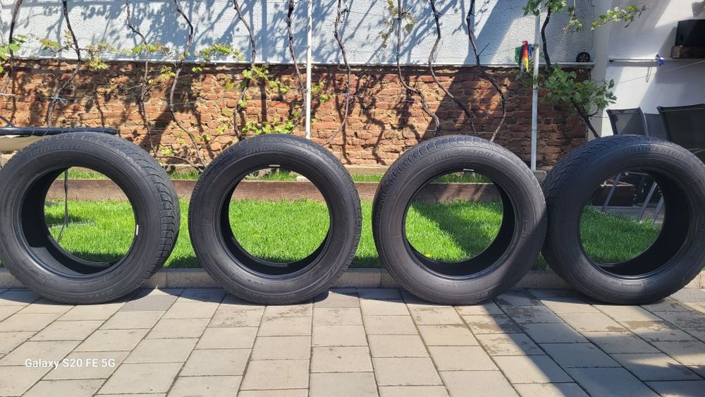 235/60 R18 Bridgestone dot 3417 M+S