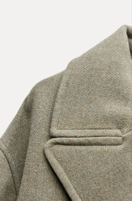 Zara късо палто/ XS размер/ чисто ново!