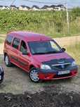 Vând dacia logan mcv