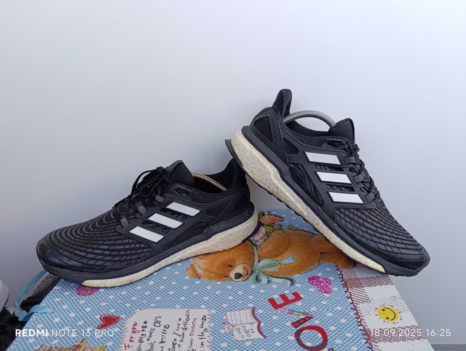 ''Adidas Energy Boost''оригинални маратонки 44 номер