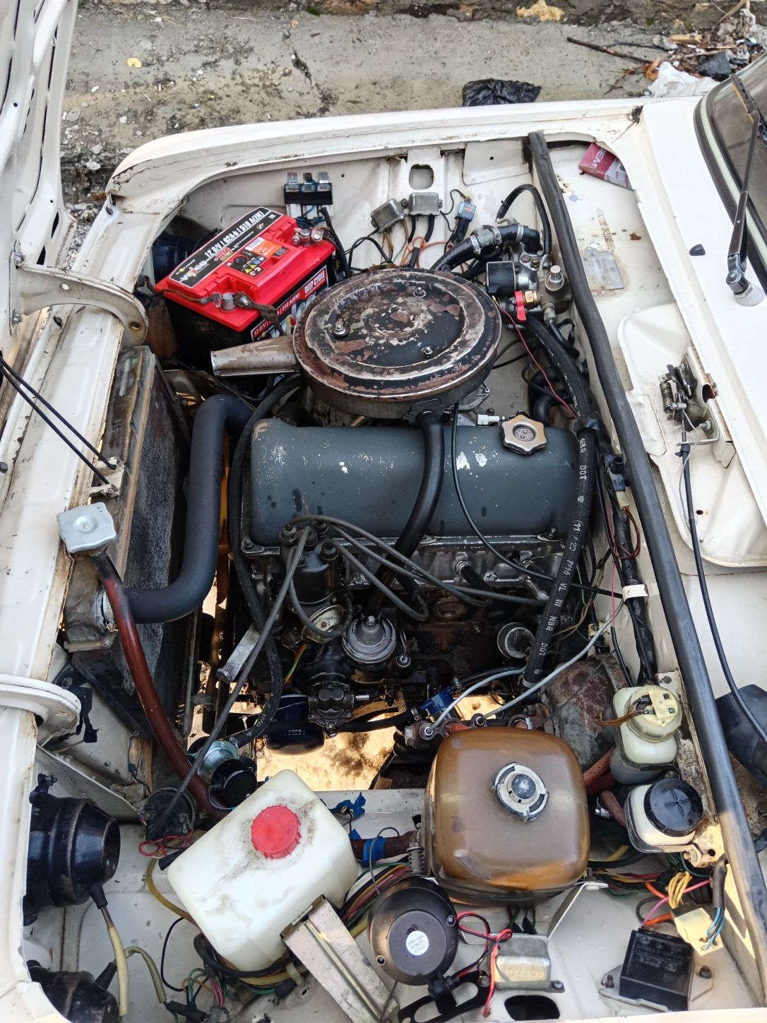Vaz 21 06 sotiladi