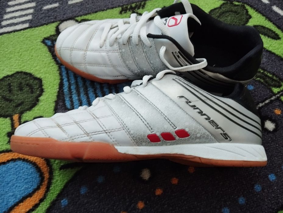 маратонки унисекс